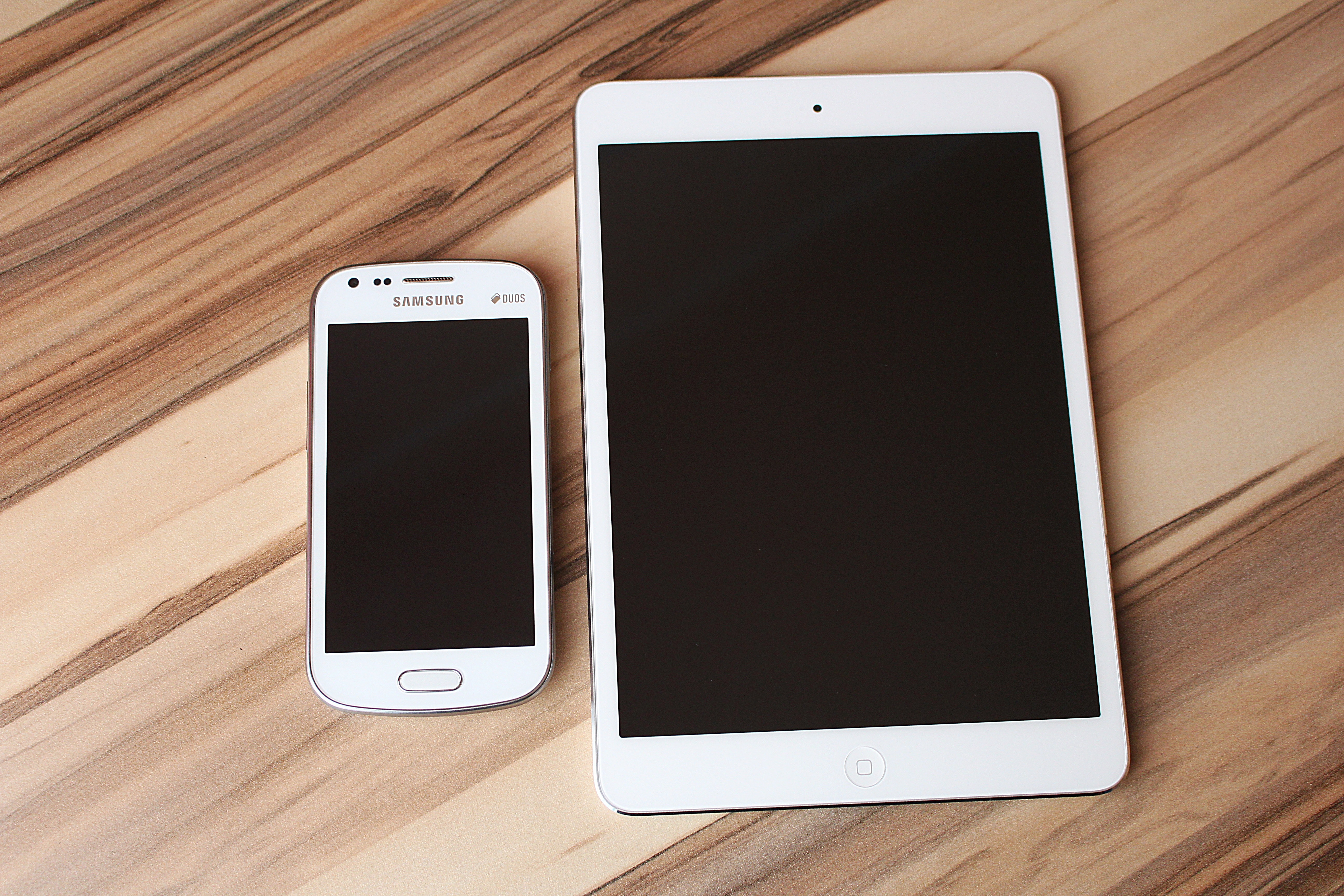 Mobile E-commerce: Optimizing for Smartphones and Tablets.
